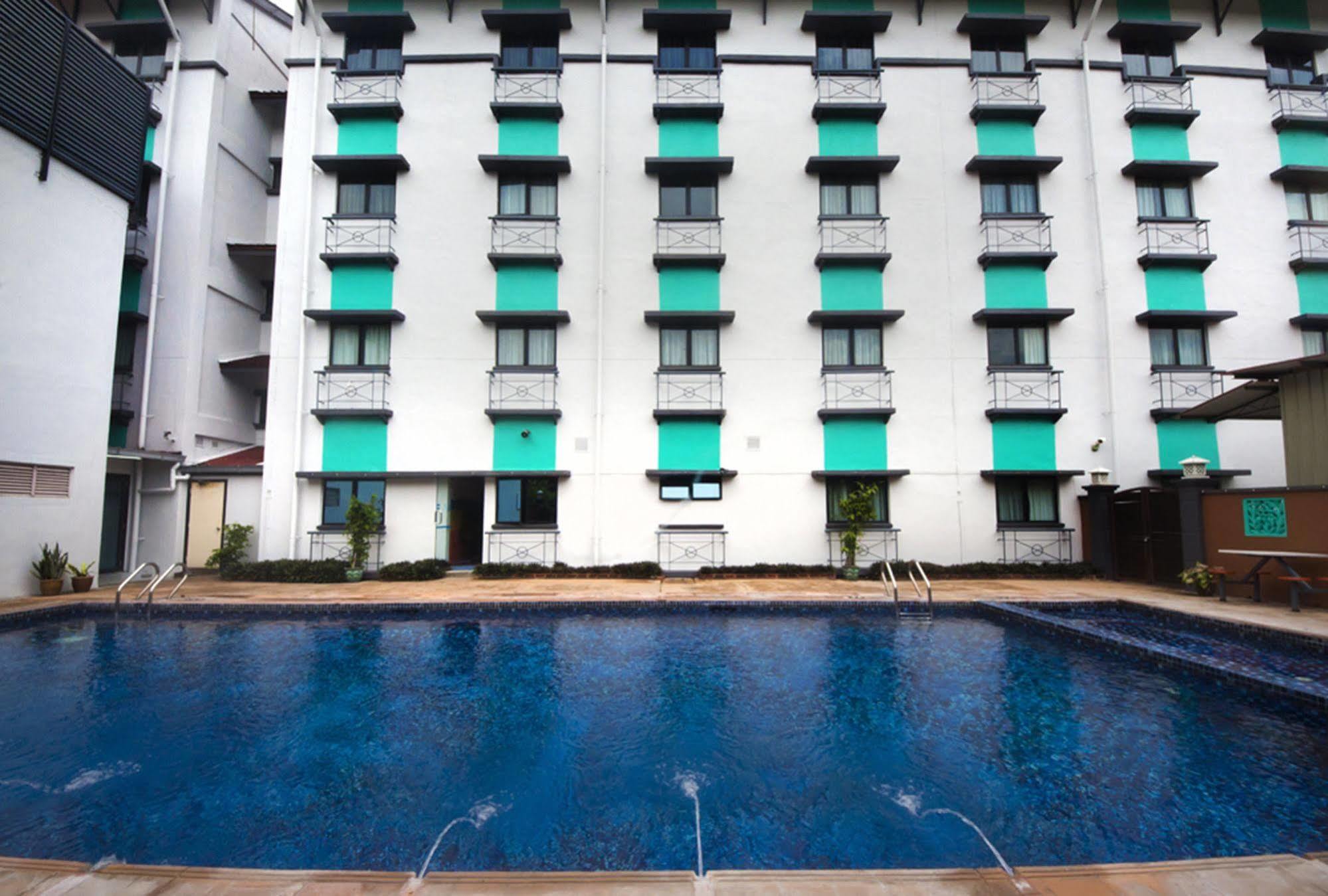Merrida Hotel Klang Bagian luar foto