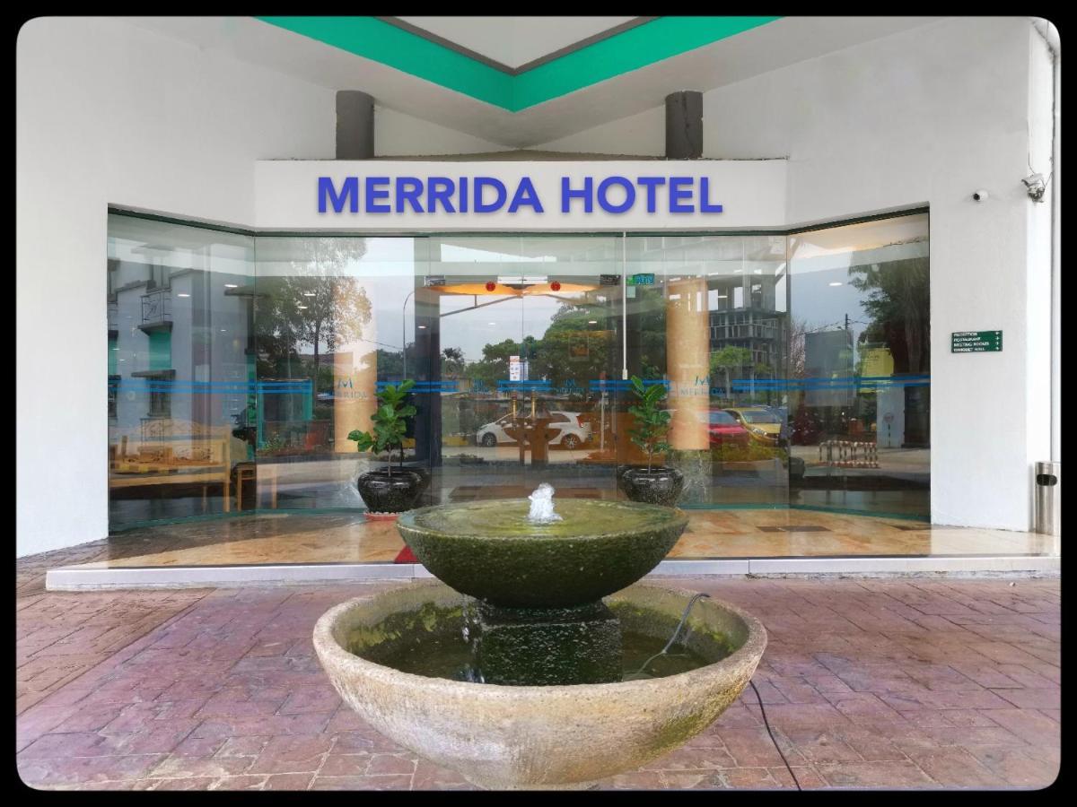 Merrida Hotel Klang Bagian luar foto