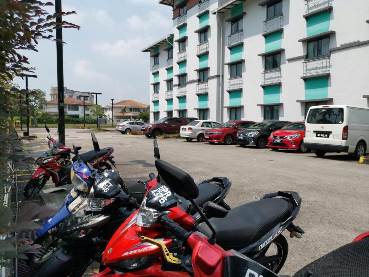 Merrida Hotel Klang Bagian luar foto