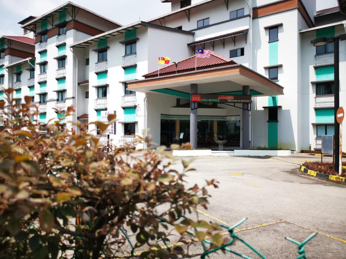 Merrida Hotel Klang Bagian luar foto